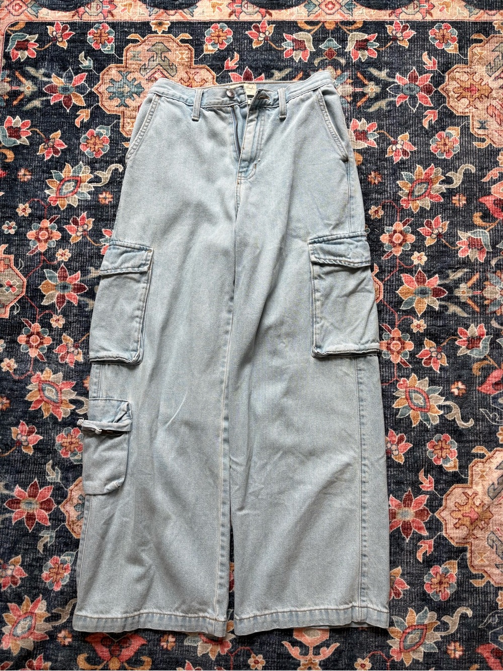 Universal Thread Light Blue Denim Jeans